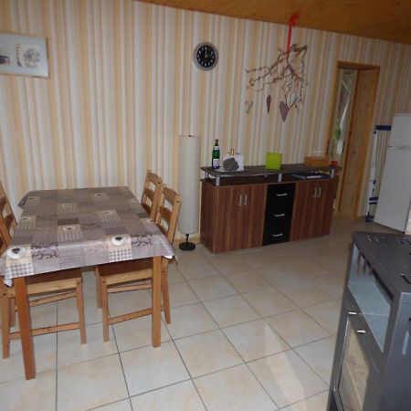 Ferienwohnung Dasch, Bei Idar-Oberstein Im Nationalpark Hunsrueck-Hochwald Siesbach Eksteriør bilde