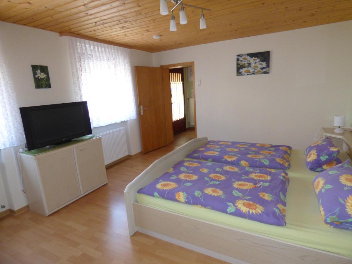Ferienwohnung Dasch, Bei Idar-Oberstein Im Nationalpark Hunsrueck-Hochwald Siesbach Eksteriør bilde